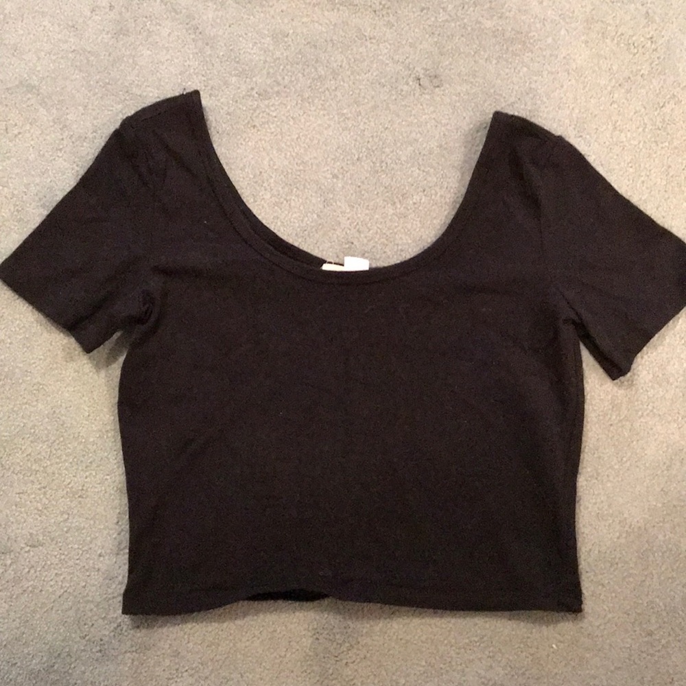 Black crop top